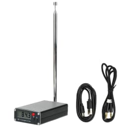 76-108MHz Frequency Band 2000m FM Transmitter 0.5W Digital LCD Display FM Transmitter Audio Stereo 3.5mm Interface USB Type-C 5V