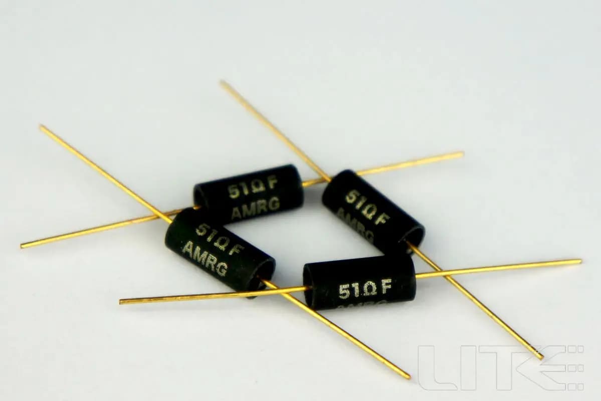 2pcs/lot Japan Original AMRG 3/4W Series National Treasure Grade Carbon Film Gold Foot HIFI Fever Audio Resistance Free Shipping