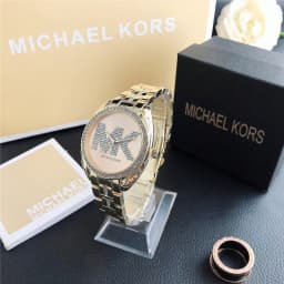 Brand new Michael Kors MK fashion single-row crystal letter watch bag, pink scale, stylish and personalized girl’s handbag