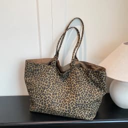 Fashionable Leopard Print Shoulder Bag Women Texture Simple Crossbody Tote Handle Bag Casual Versatile and Commuter Storage Bag