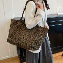 Fashionable Leopard Print Shoulder Bag Women Texture Simple Crossbody Tote Handle Bag Casual Versatile and Commuter Storage Bag