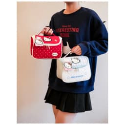 Highly attractive, large-capacity Hello Kitty apple print makeup bag, durable, suitable for travel and business trips, portable