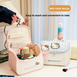Highly attractive, large-capacity Hello Kitty apple print makeup bag, durable, suitable for travel and business trips, portable
