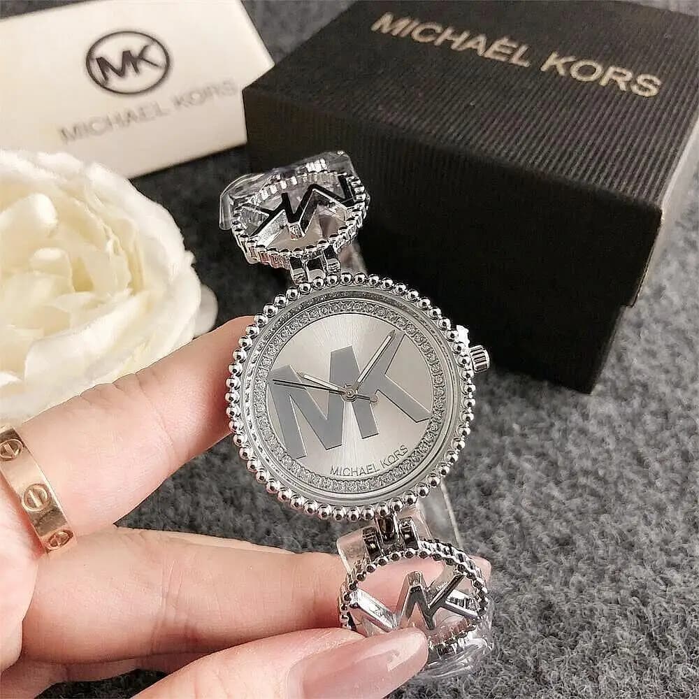 New Women's Michael Kors Simple and Fresh Quartz Watch Pouch, Multifunctional Women's Wristwatch with Storage Bag