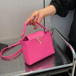 Luxury Women's Tote Bag, Chic V Shaped Stylish Pu Leather Bucket Bag, Top Cover Handbag Women Shoulder Crossbody Bags for Woman