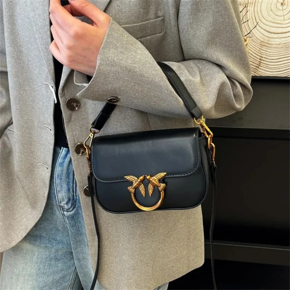 High-end Crossbody Handbag Leather Tote Bags Trendy Design Commuter Popular Classic Elegant Fashionable Bag with Avian Button