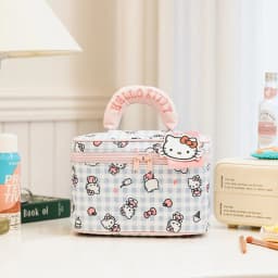Large-capacity portable storage bag, cute plaid Sanrio Kitty makeup bag, durable canvas makeup storage bag