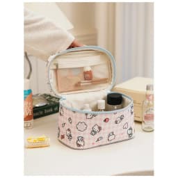 Large-capacity portable storage bag, cute plaid Sanrio Kitty makeup bag, durable canvas makeup storage bag