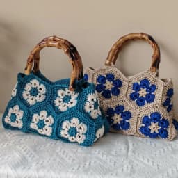 Handmade Crochet Granny Square Tote Bag with Bamboo-Style Handle, Vintage Woven Flower Pattern Shoulder Purse for Women