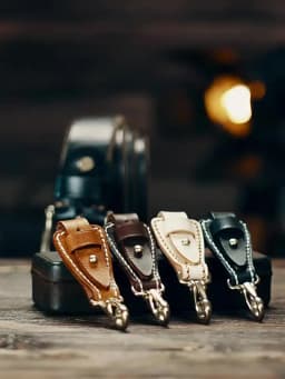 100% Genuine Leather Key Holder For Men Male Vintage Handmade EDC Waist Hanging Belt Loop Keychain Clip Key Hook Chain Buckle