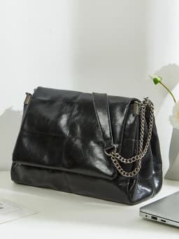 Large Capacity Commuting Bag 2024 New Spring/Summer Women's Chain Tote Bag, High-End and Fashionable Single Shoulder Underarm Bag