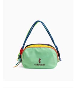 Alpaca Dopamine-Colored Wash & Storage Bag, Featuring Three Main Zipper Compartments for Organized Separation. Portable and Reas