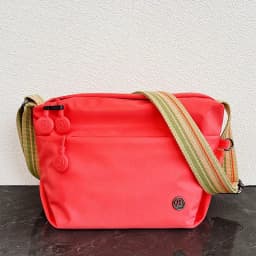Chic Ultra-light Nylon Crossbody Bags for Women, Designer Bag-Lightweight, Zipper Closure, Adjustable Wide Strap, Cotton Lining