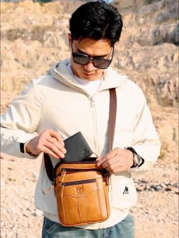 BULLCAPTAIN Men's Genuine Leather Shoulder Crossbody Bag Business 7.9-inch Tablet Bag Multifunctional Portable Envelope Bag