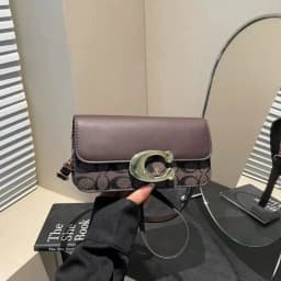 2026 European Style New niche Luxury Solid Color Tote Bag, Retro Minimalist Square Fashionable Versatile Crossbody Bag