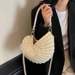 Handwoven Shell Handbag with Pearl Chain Strap, Large Capacity Boho Beach Bag for Women, Beige Summer Vacation Tote Bag, Ideal f