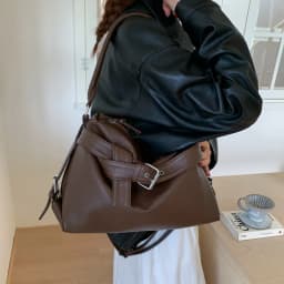 Large Capacity Soft Leather Tote Bag Fashion Belt Buckle Handbag New Shoulder Messenger Bag Retro Hot Girl Motorcycle Bag