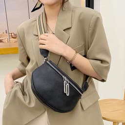 Fashionable Messenger Bag Large Capacity Portable Nicely Made Chest Bag Shoulder Bag  For Women Birthday Gift