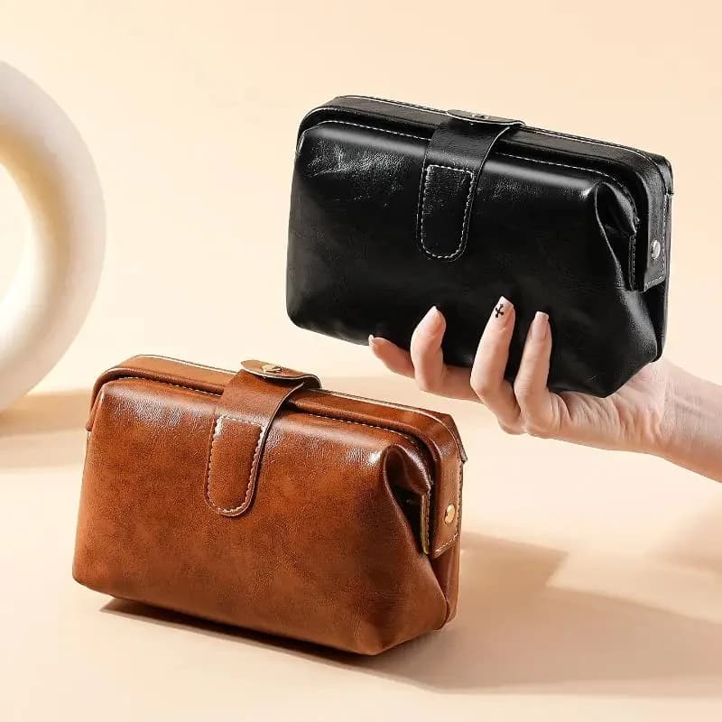Genuine Leather Makeup Bag Vintage Cosmetic Bag for Women Girl Button Coin Purse Large Capacity Makeup Case Waterproof