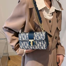 High-quality women's handbags2026New French-style printed chain crossbody bag, versatile shoulder bag, vintage small square bag