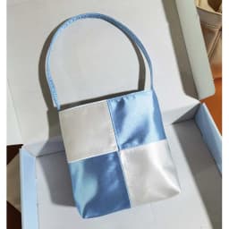 Ins Famous Fashion Silk Satin Handbag Mobile Phone Purse Women's Small Square Tote Bag Lluxury Color Underarm Bag for Party