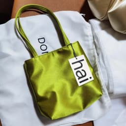 Ins Famous Fashion Silk Satin Handbag Mobile Phone Purse Women's Small Square Tote Bag Lluxury Color Underarm Bag for Party