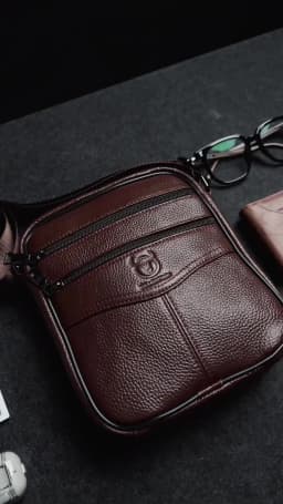 BULLCAPTAIN Men's Leather Shoulder Bag Multifunctional and High-Capacity Cowhide Crossbody Bag Handbag Casual Messenger Bag