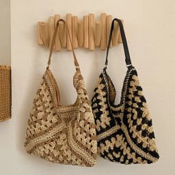 Popular Women's Woven Straw Shoulder Bag Medium Size Handbag With Handle For Beach Vacation