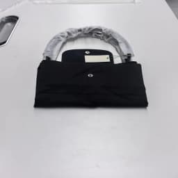 Sac hobo pliable classique en nylon, sac à main à bandoulière pour femmes avec design brodé