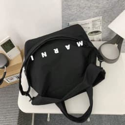 2026 Fall/Winter New Collection: Large-Capacity Drawstring Bucket Bag for Women—Casual Crossbody Bag, Street-Style Shoulder Bag, Commuter Tote, Lightweight Pleated Shoulder Bag in a Letter-Style Bucket Design