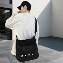 2026 Fall/Winter New Collection: Large-Capacity Drawstring Bucket Bag for Women—Casual Crossbody Bag, Street-Style Shoulder Bag, Commuter Tote, Lightweight Pleated Shoulder Bag in a Letter-Style Bucket Design