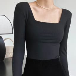 Long-sleeved square-neck t-shirt women's slim-fit exposed collarbone low-neck short top bottoming shirt