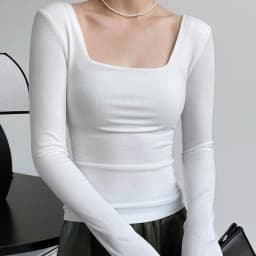 Long-sleeved square-neck t-shirt women's slim-fit exposed collarbone low-neck short top bottoming shirt