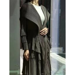 YUDX Miyake Pleated Spliced Ruffles Trench Coat Women Lapel Full Flare Sleeve Single Button Solid Color New 2025 Outwear Tops