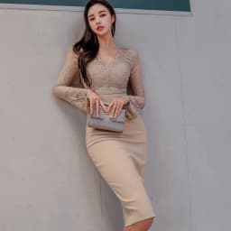 Professional Elegant Party Dress 2027 Spring V-Neck Sexy Perspective Lace Stitching Knee-Length High Waist Tight Dress Women