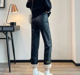 2026 Winter New Women Splicing Thickened Straight High Waisted Slimming Lamb Hair Leather Pants Korean Fashion