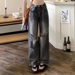 Spring/Summer Sweet Cool Set for Female Students Korean Fashion T-shirt+Personalized Ripped Jeans Two-piece Set