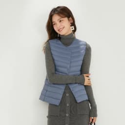 90% Matt Fabric Women's Warm Vests Ultra Light Down Vest Women Two Ways Waistcoat Portable Warm Sleeveless Winter Liner