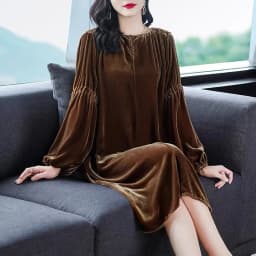Plus Size Autumn Long Sleeve Vintage Velvet Party Dress Korean Fashion Winter Long Sleeve Elegant Retro Street Wear Velour Dress