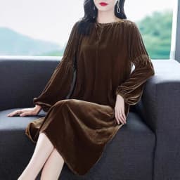 Plus Size Autumn Long Sleeve Vintage Velvet Party Dress Korean Fashion Winter Long Sleeve Elegant Retro Street Wear Velour Dress