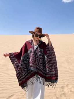 GypsyLady Boho Floral Knitted Cloaks Capes Hoodies Vintage Thick Warm Auturm Winter Women Ethnic Tassels Cloak Poncho Outwear