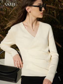 AMII Minimalism Women's Sweater 2026 Autumn New Office Lady Shirring Slim V-neck Knitted Tops Pullovers Womens Clothing 12321064