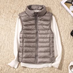 Female Winter Windproof Vest Coat New Sleeveless Portable Duck Down Vest Stand Collar Thin Jacket Ultra-light Slim Down Jacket