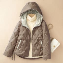 Schinteon Women 90% White Duck Down Jacket Loose Casual Autumn Winter Outwear Patchwork Coat with Hood 2026 New Arrival