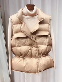 New Ultra Light Down Vest Women Short Vest Windproof Lightweight Warm Waistcoat Female White Duck Down Coat Sleeveless