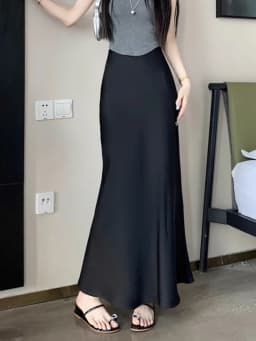 Summer Satin Skirt 2026 Women's Long Skirt Silk High Waisted Slim Fashion Korean Solid Champagne Black Midi Skirts for Women