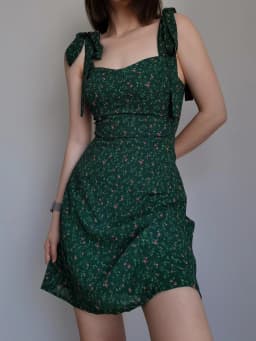 French Style Retro Dark Green Floral Dress Women 2024 Summer Sweetheart Neckline Cinching Waist Slim A-line Short Dress V1JD