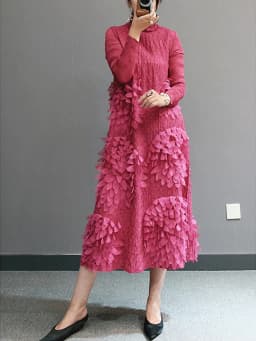 A Flower Of Dressed Folds For Long-sleeved Women In A Loose Corn Solid Color Ladies Fashion Clothes Summer 2025 Women Clothing
