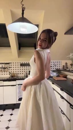 YENKYE High Street Women Sexy Backless Pleated Swing A-line Midi Dresses Short Sleeve Low Waist Elegant Party Dress Black Robe
