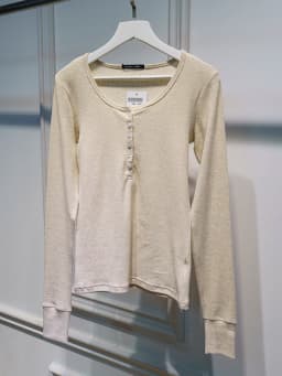 New Buttons Ribbed Slim Long Sleeve T-shirts Women Autumn O-Neck Cotton Tshirts Tops Female Simple Basic Tees Shirt Y2K Clothes